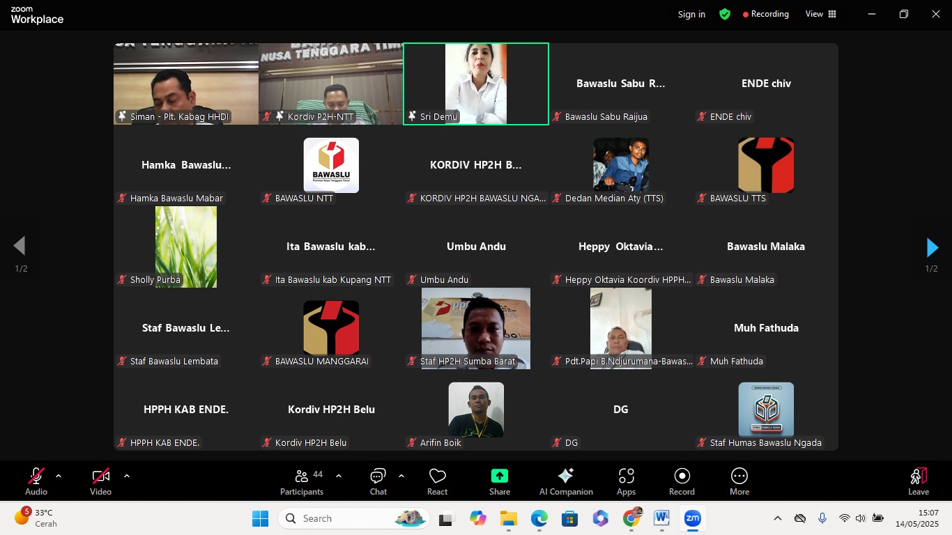 Peserta Rapat Evalusi Publikasi Media Sosial dan Pemberitaan Bawaslu Kabupaten/Kota se-NTT
